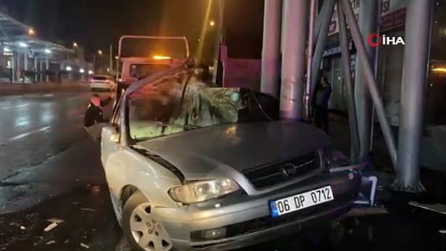 Yer: Bursa... Kontrolden çıkan araç...