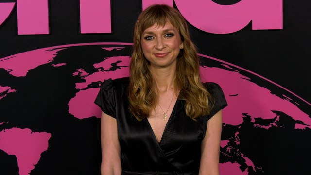 Lauren Lapkus 2022 EMA Awards Gala Green Carpet Arrivals