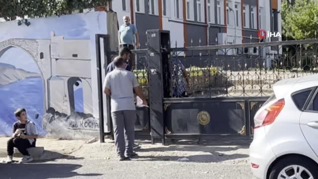 Diyarbakır yerel haberleri: Diyarbakır'da üç öğrenci sınavı 1 dakika ile kaçırdı