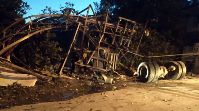 Kayseri’de freni boşalan kamyon devrildi: 1 kişi hayatını kaybetti