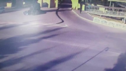 Son dakika haberleri | Motosikletinden düşüp aracın altında kalan sürücü öldü