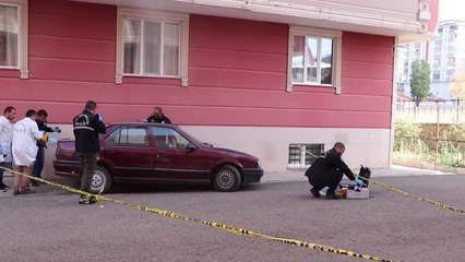 Otomobilin altında kalan çocuk ağır yaralandı