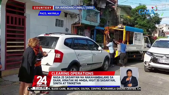 Nasa 20 sasakyan na nakahambalang sa daan, hinatak ng MMDA; higit 30 sasakyan, sinita at tiniketan | 24 Oras