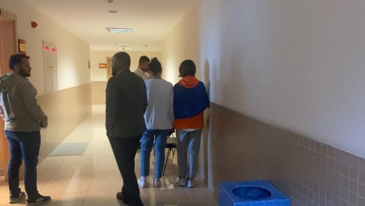 ATAŞEHİR'DEKİ ÖZEL HASTANEDE TEPKİ ÇEKEN GÖRÜNTÜLERLE İLGİLİ 8 ŞÜPHELİ SAVCILIKTA İFADE VERİYOR
