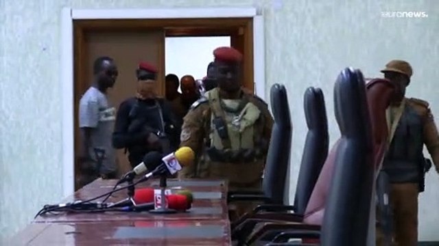 Chefe de militares golpistas nomeado presidente do Burkina Faso