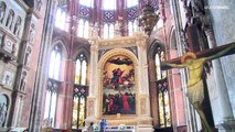 Venezia, basilica dei Frari: il restauro della pala dell'Assunta di Tiziano