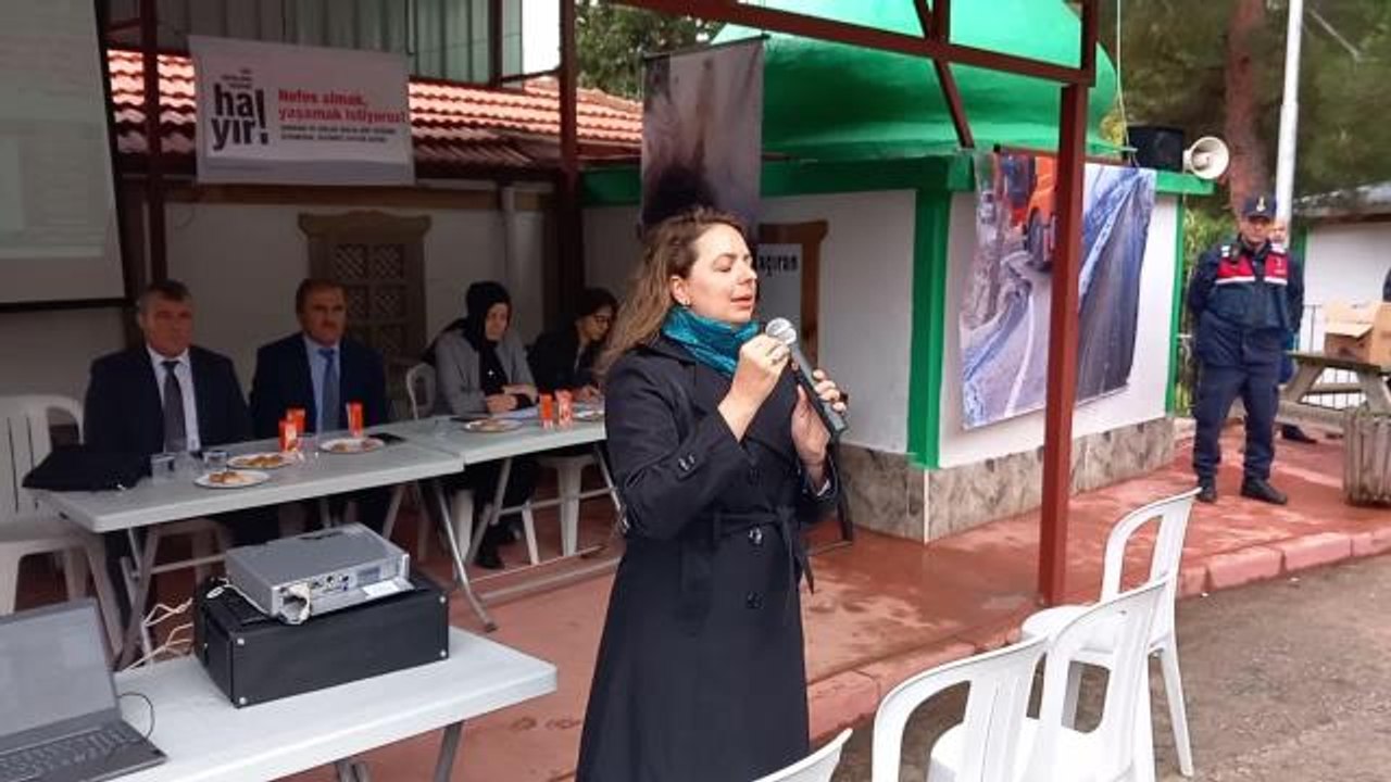 Samsun gündem haberi... Samsun Aşağıavdan Mahallesi'nde Yaşayanlar, Katı Atık Tesisi'nde Ek Kapasite Projesine, Çed Toplantısında Tepki Gösterdi: "Kardeşimi, Evladımı...