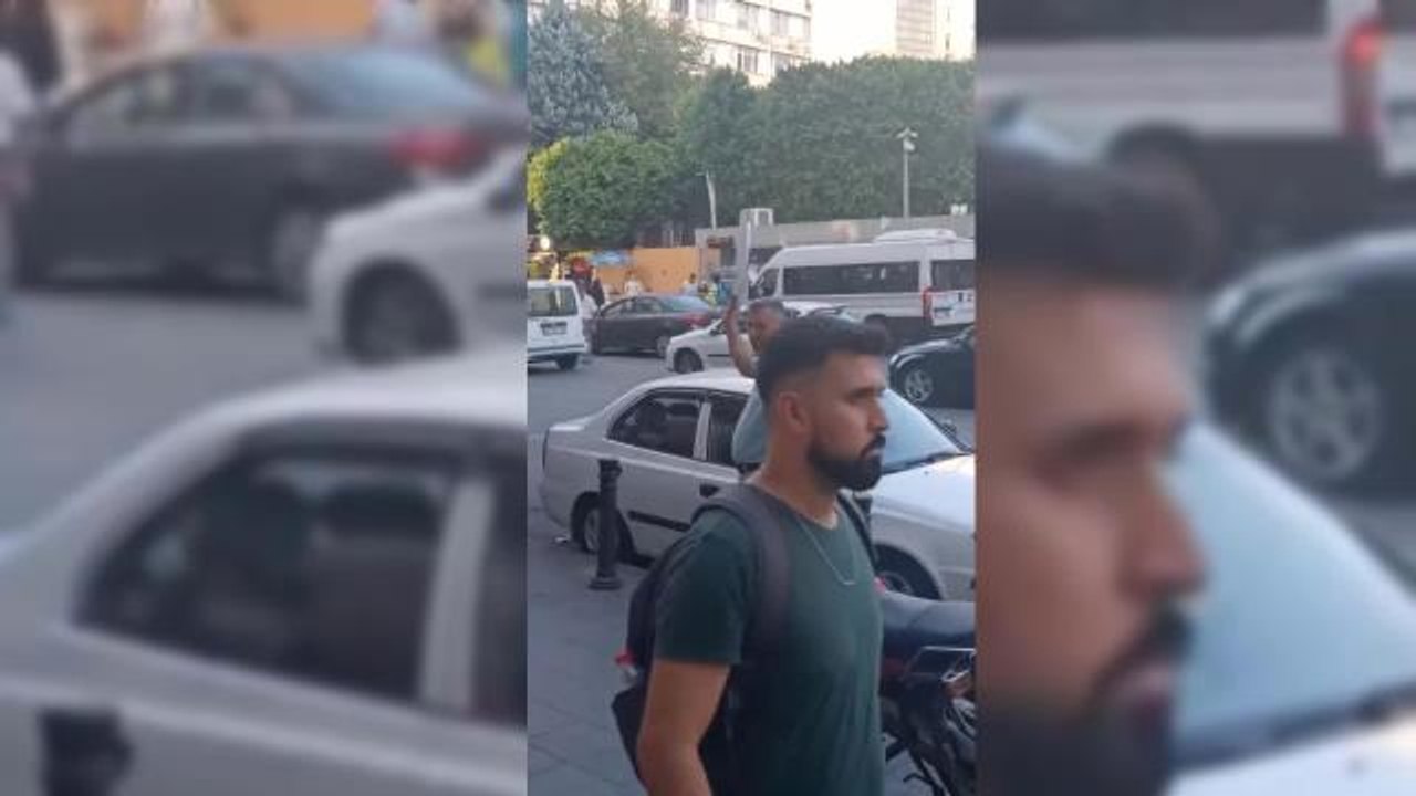 Burhanettin Bulut, 'İş Arıyorum' Diyen AKP Üyesinin Görüntüsünü Paylaştı: "İşsizlik Yok, İş Beğenmeme Var Diyenler Belki Kendi Üyelerine İnanır"