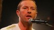 Chris Martin : les poumons du leader de Coldplay lâchent, le groupe arrête tout !