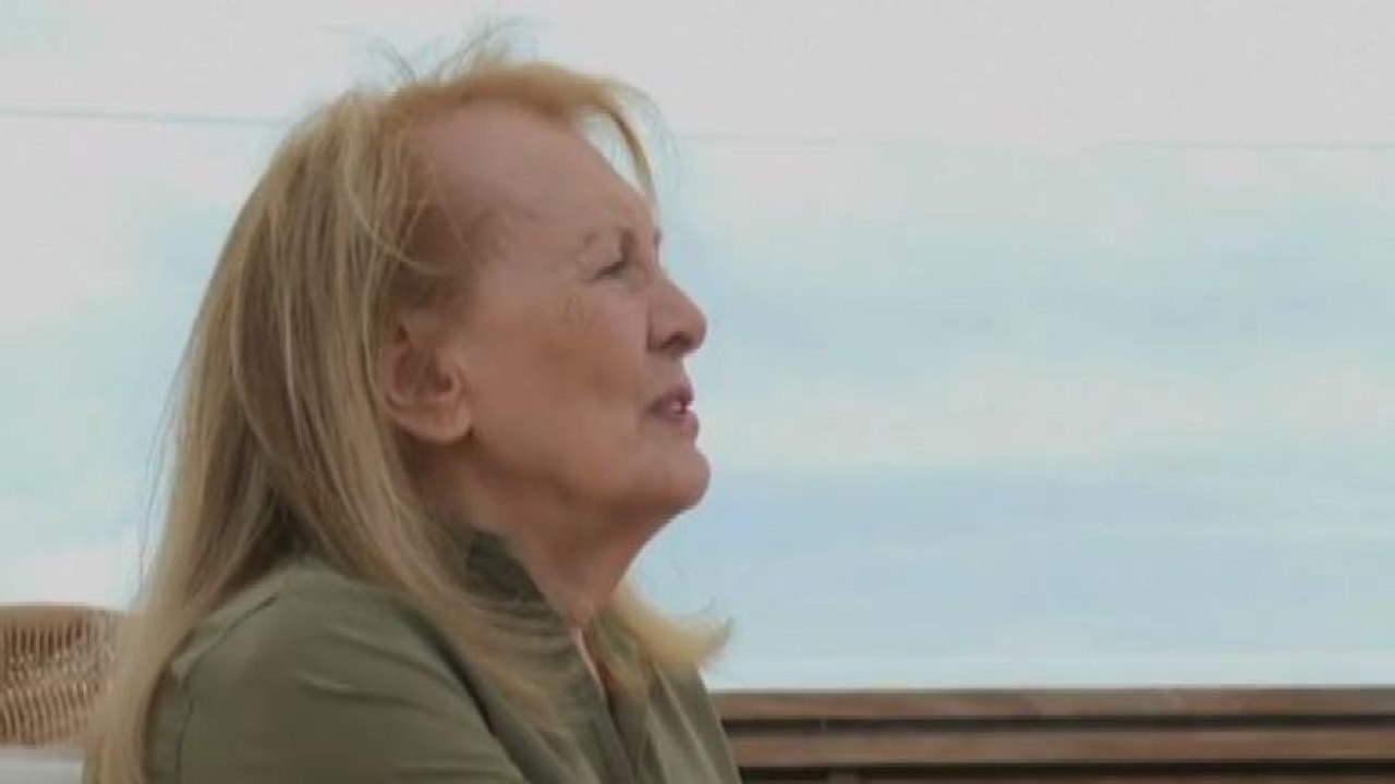 Nobel per la letteratura alla scrittrice francese Annie Ernaux