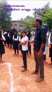 L'enfant sifflet... parfait pour tous les arbitres