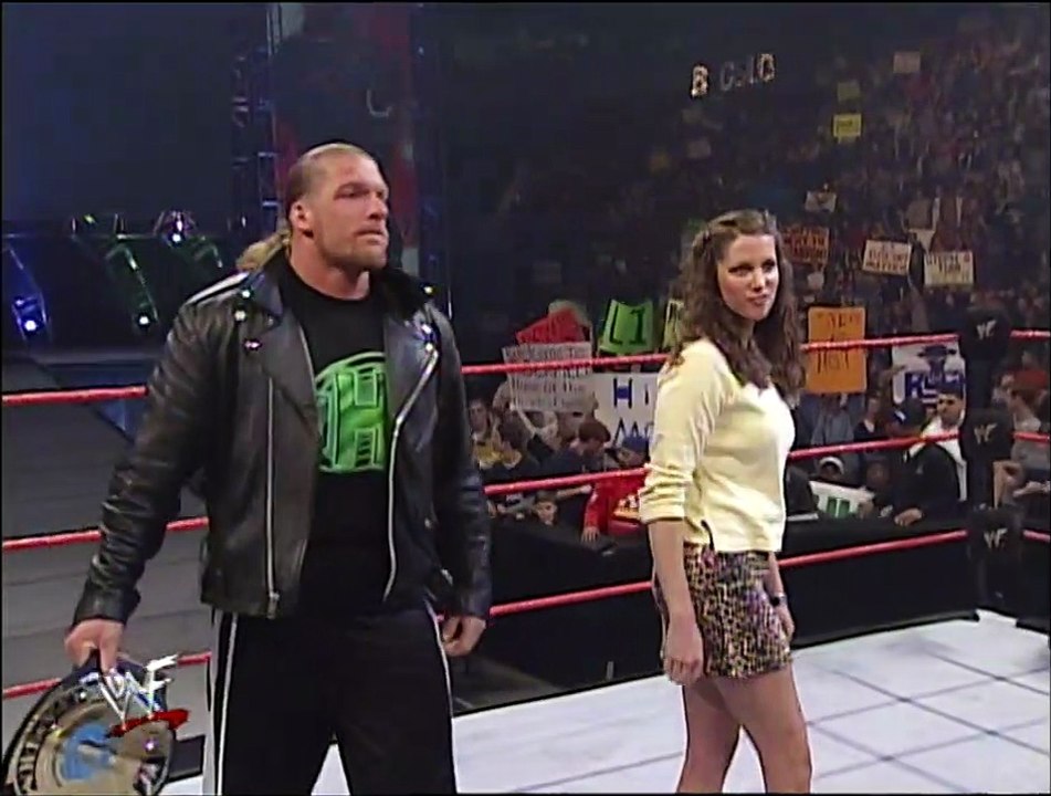 Opening Segment Featuring Stephanie McMahon Slapping Shane McMahon (RAW IS WAR, March 6, 2000)