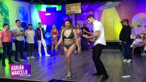 Chica le cumple sensual fantasía a Adrián Marcelo