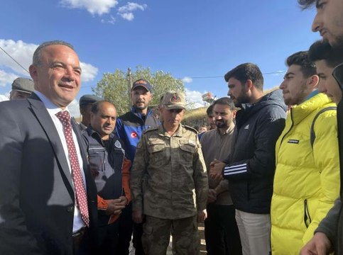 Ardahan gündem haberi... Ardahan Valisi Öner, deprem bölgesindeki incelemelerini sürdürdü