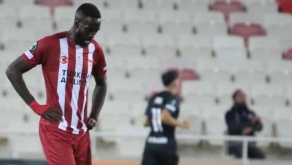 Avrupa'da çok dramatik mağlubiyet! Sivasspor, sahasında Ballkani'ye son dakikada mağlup oldu
