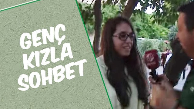 Mustafa Karadeniz - Ortaköy Sahilinde Genç Kızla Sohbeti