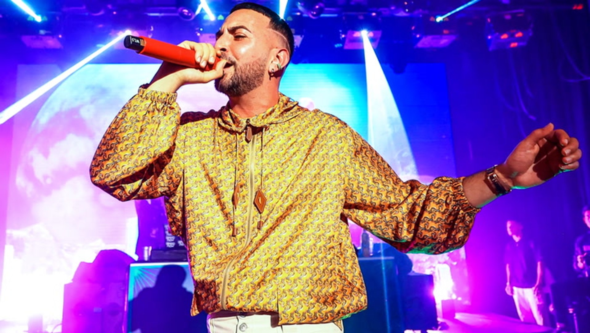 ⁣Justin Quiles Rocks The Stage At Latin Music Week | Billboard News