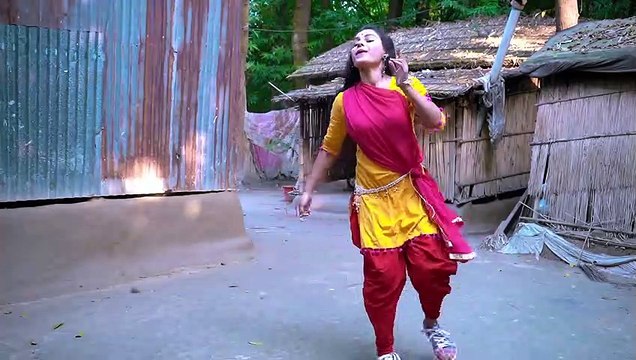 গ্রামের মেয়ের অস্থির নাচ ও আমার রশিয়া বন্দুরে। Roshia Roshia - New Wedding Dance Performanc