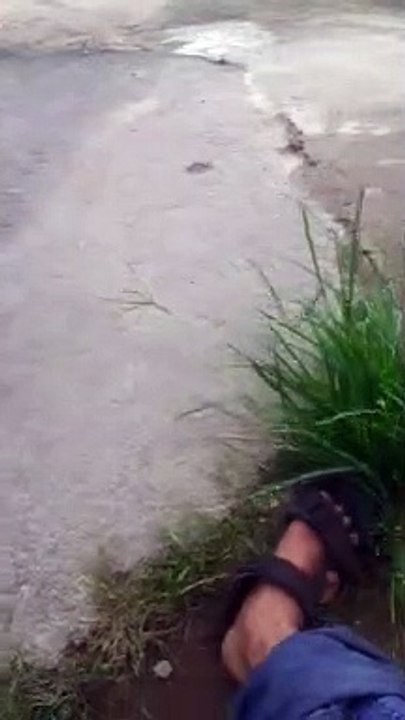 Menegangkan pada hari senin