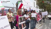شاهد: المحتجون في روما وكيتو يدعمون المظاهرات في إيران إثر مقتل مهسا أميني
