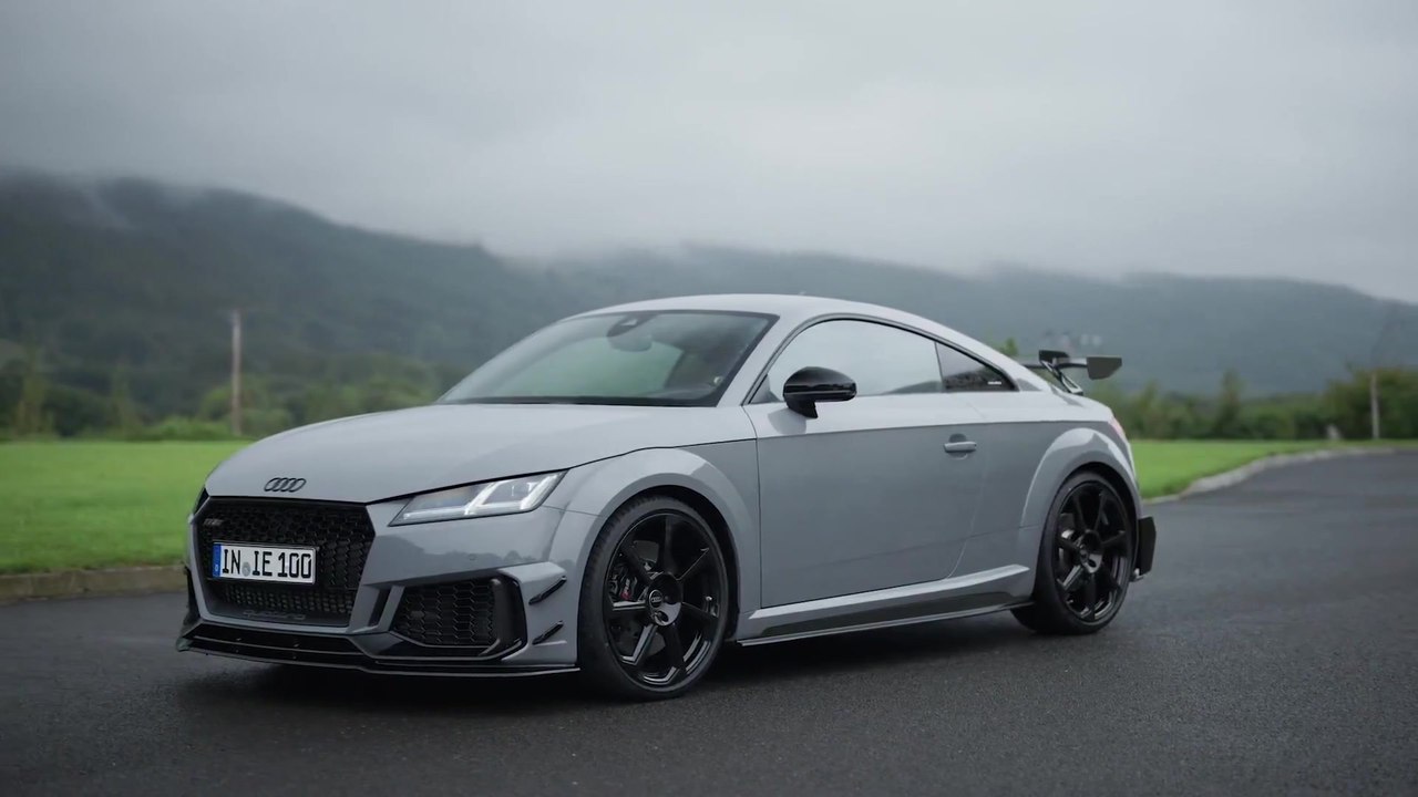 Der Audi TT RS Coupé iconic edition - Gene aus dem Rennsport - Aerokit schärft sportlichen Charakter