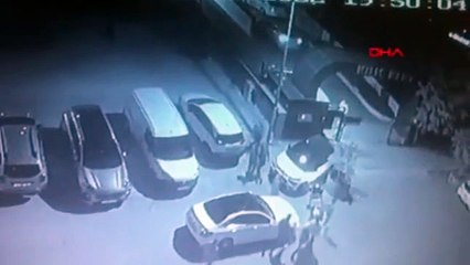 İstanbul'da ''park yeri'' meydan savaşı! Çok sayıda yaralı var