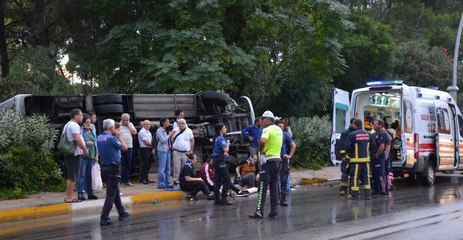 Son dakika haber | ANTALYA'DA OTEL SERVİSİ DEVRİLDİ: 9 YARALI