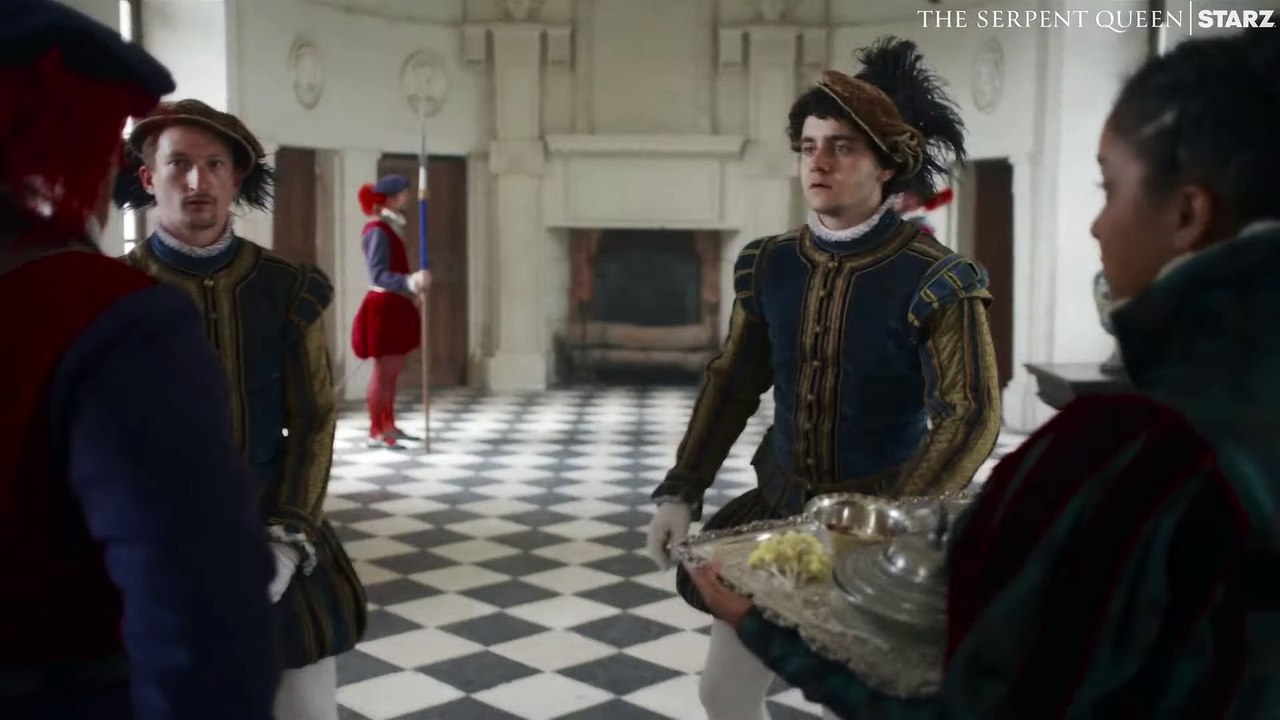 The Serpent Queen 1x04 - Embarrassed Guards