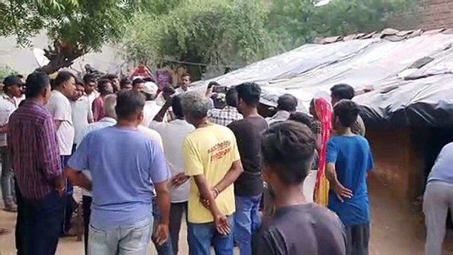 VIDEO नाराज युवक ने साथी के साथ मिलकर धारदार हथियार से अधेड़ की कर दी हत्या