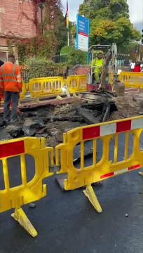 A burst water main is causing severe congestion on one of Sheffield’s busiest commuter routes this morning.