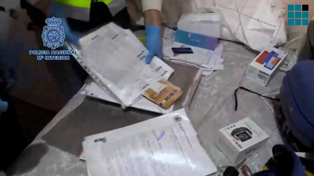 Estafan 250.000 euros a 140 clientes de banco