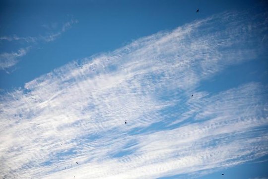 'CİRROCUMULUS' BULUTLARI GÖRSEL ŞÖLEN OLUŞTURDU