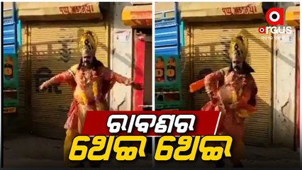 Viral Video | Man dressed as Raavan dancing to Haryanvi Song on Street