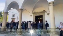Firenze, i funerali di Sebastian Galassi, il rider morto in un incidente durante le consegne