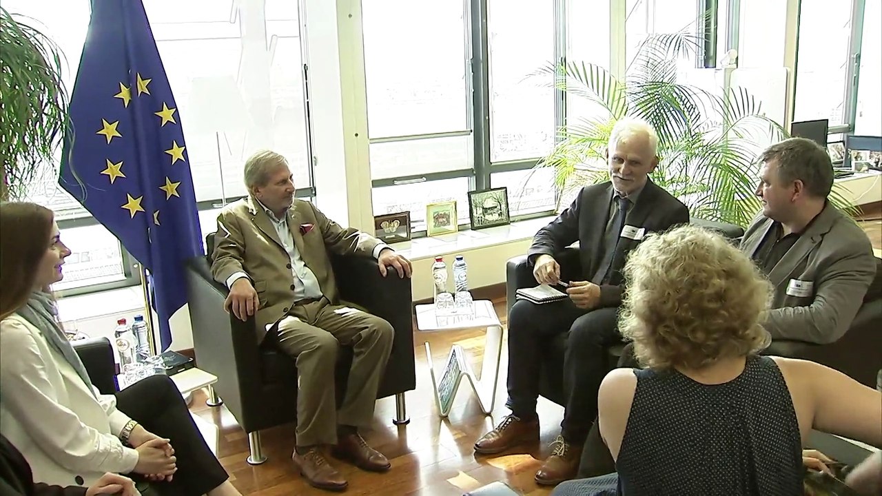 El activista bielorruso Ales Bialiatski, y dos ONG de Rusia y Ucrania, Nobel de la Paz