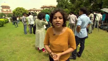 Historic India ruling legalises gay sex - BBC News