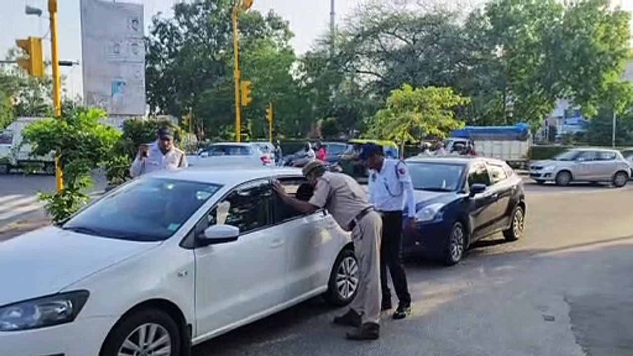 कार चलाने वालों के लिए जरूरी खबर, ये नहीं किया तो कटेगा चालान, पढ़ें पूरी खबर