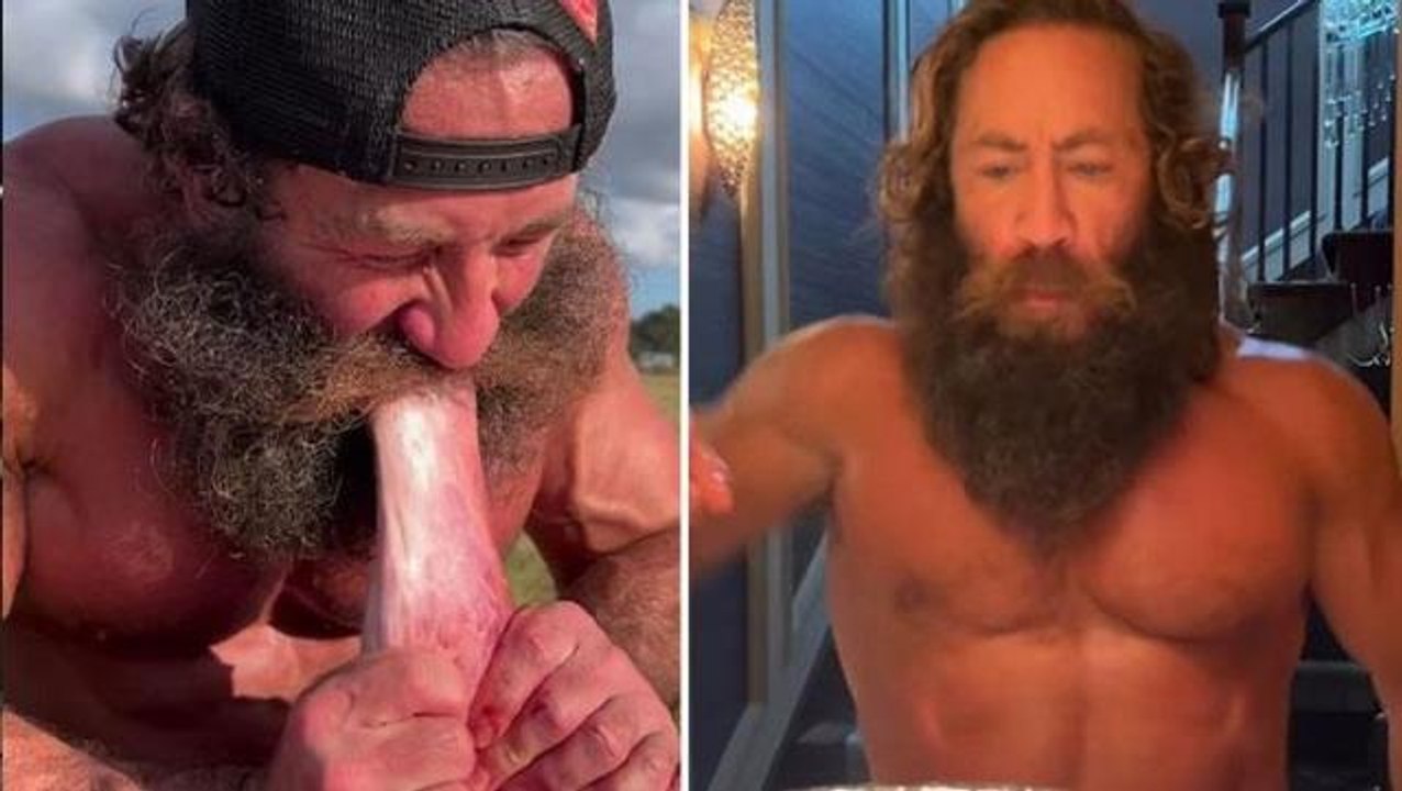 Karaciğer Kralı lakaplı Brian Johnson hayvanının kalbini çiğ çiğ yedi