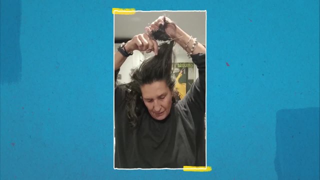 Las actrices españolas se cortan el pelo por las mujeres iraníes