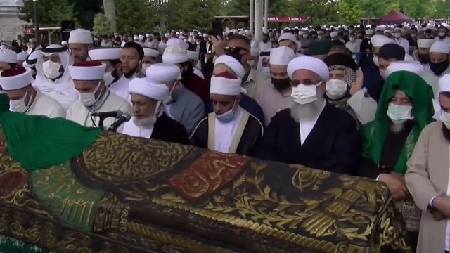 Seyyid İbrâhîm el-Ahsâî Hazretleri'nin Cenaze Namazını Seyyid Ömer Ceylânî Hazretleri Kıldırdı