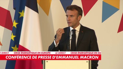 Conférence de presse d'Emmanuel Macron à Prague pour le lancement de la Communauté politique européenne
