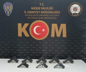 Niğde gündem: Niğde'de bir otomobilde 8 ruhsatsız tabanca ele geçirildi