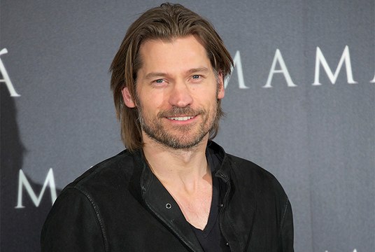 Nikolaj Coster-Waldau (Jaime Lannister de « Game of Thrones ») : « Je n’avais pas confiance en moi en amour avec les femmes »… Ses confidences au défilé L’Oréal Paris