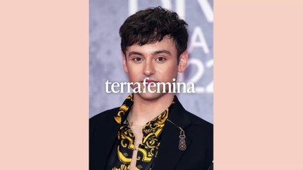 Le champion de natation Tom Daley devient égérie du maquillage Rimmel (et c'est historique)