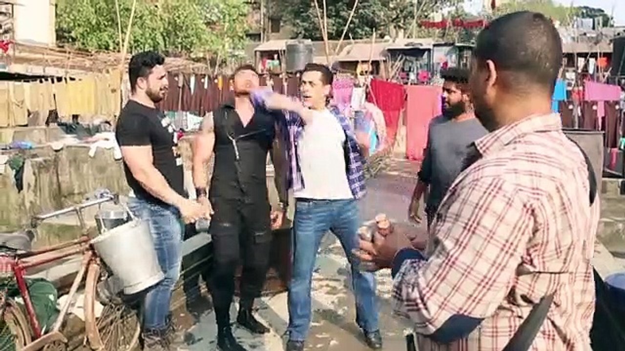 Radhe_Movie_Behind_The_Scenes___Salman_Khan___Disha_Patani___Randeep_Hooda__Jacqueline__Prabhu_Deva pkraj 5352