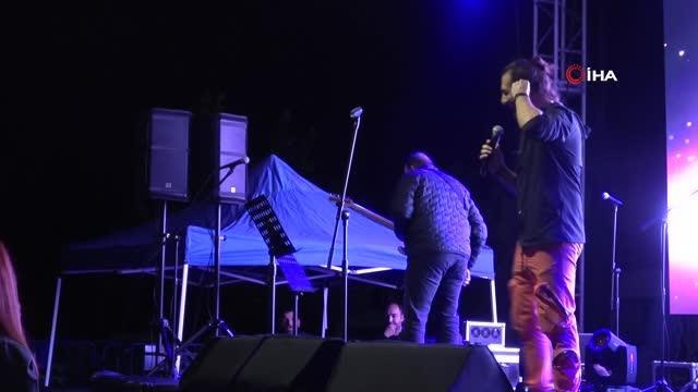 Üniversite öğrencileri Deniz Tarman ile coştu