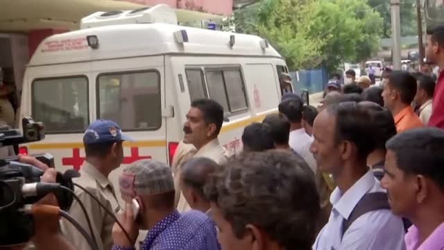 Los rescatistas siguen encontrando cuerpos de montañeros fallecidos en la avalancha del Himalaya