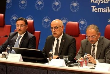 Bakan Kirişci: "İHA'ları, SİHA'ları, o robotları kullanan insanların gıdaya ve beslenmeye ihtiyacı olduğunu unutmayalım"