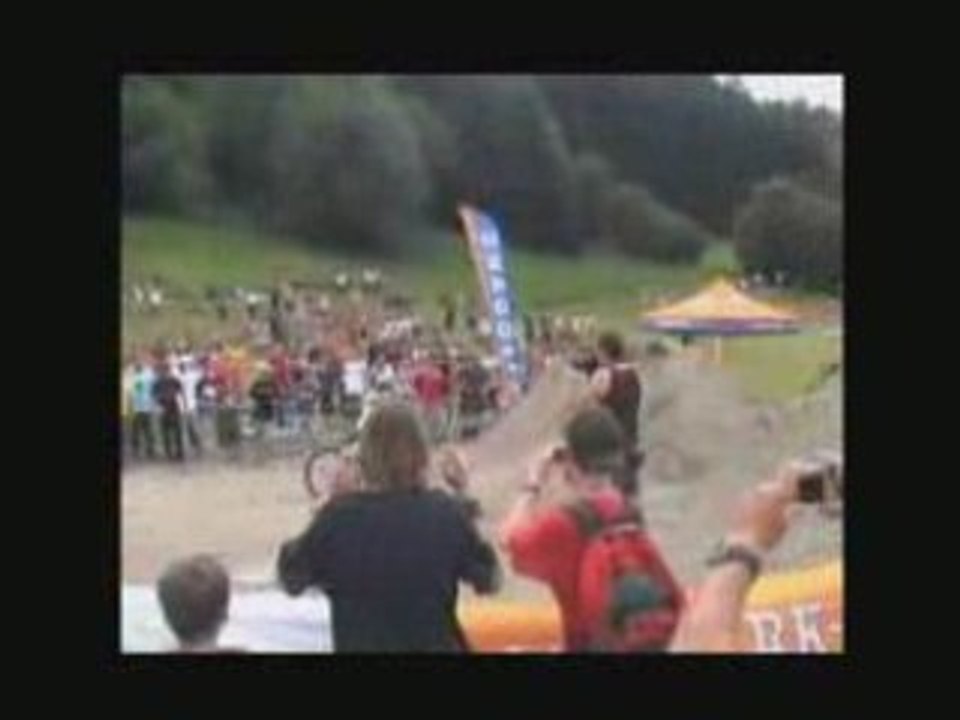 [MTB] Andreu Lacondeguy - Double Backflip [Goodspeed]