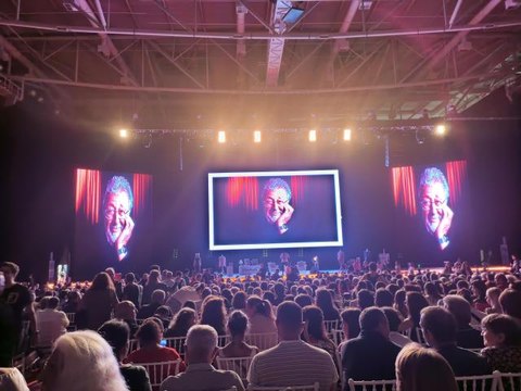 Kırşehir gündem haberleri... Oyuncu Metin Akpınar Altın Portakal Film Festivali'nde sanatseverlerle buluştu